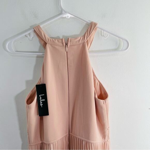 Lulu’s Ode To Romance Blush Pink Chiffon Pleated Keyhole Halter Maxi Dress Small - Picture 12 of 16